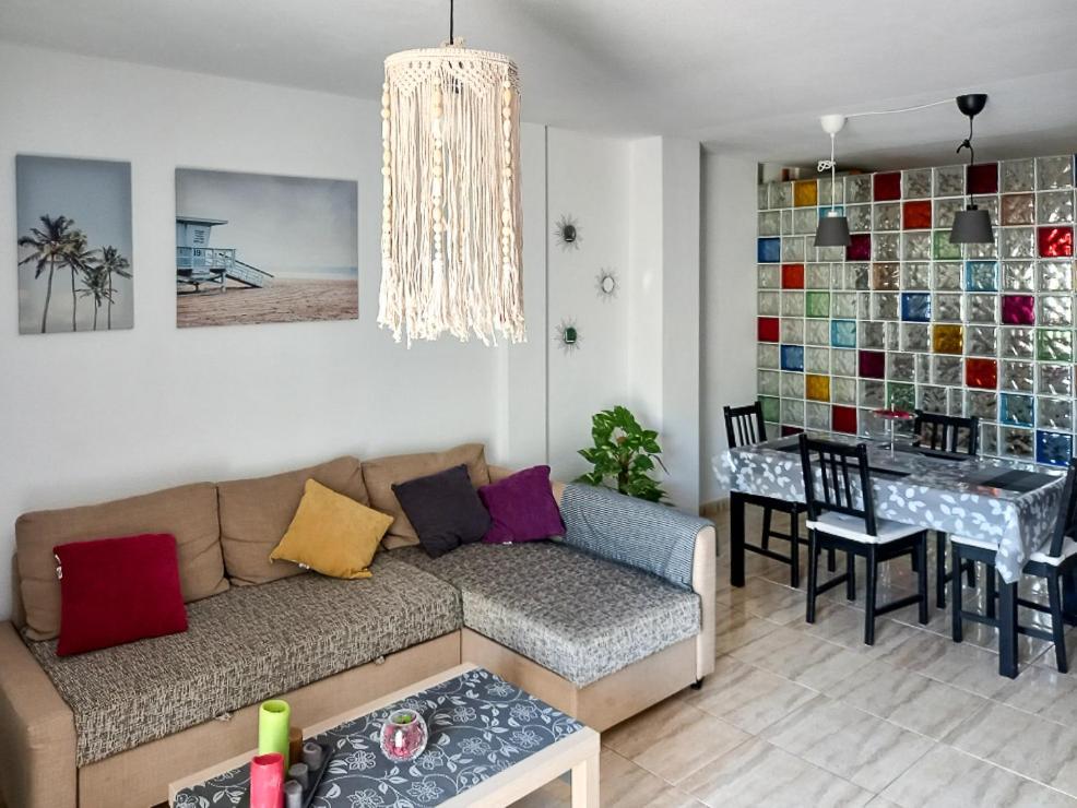 Casa La Sonrisa Shared House Hotel El Médano Екстериор снимка