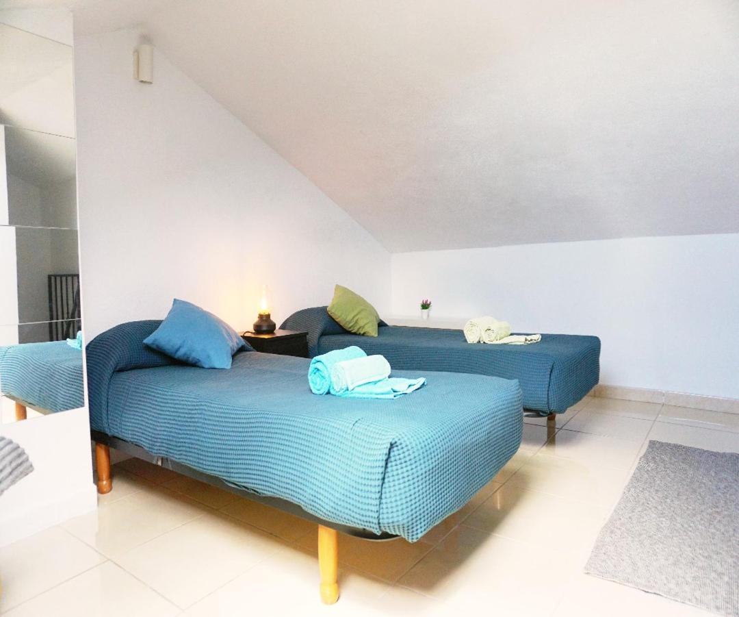 Casa La Sonrisa Shared House Hotel El Médano Екстериор снимка
