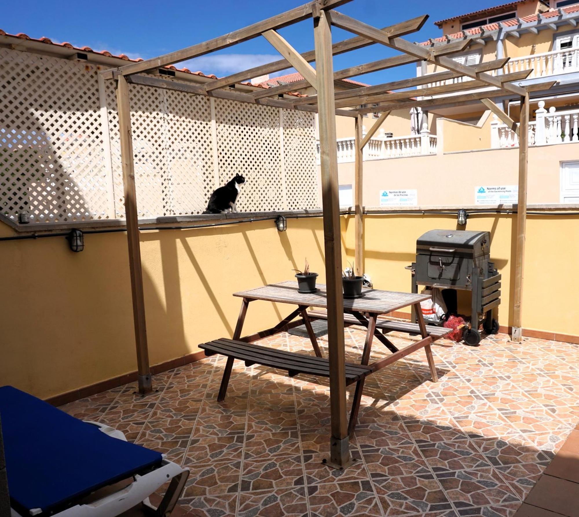Casa La Sonrisa Shared House Hotel El Médano Екстериор снимка
